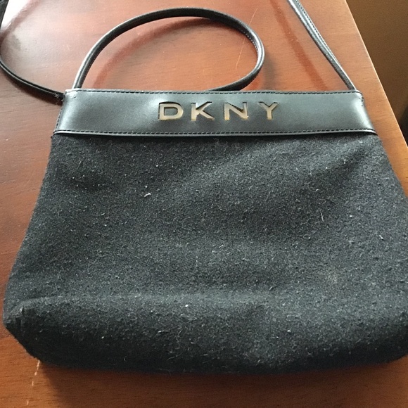 DKNY Donna Karan New York Messenger Purse - Picture 1 of 4